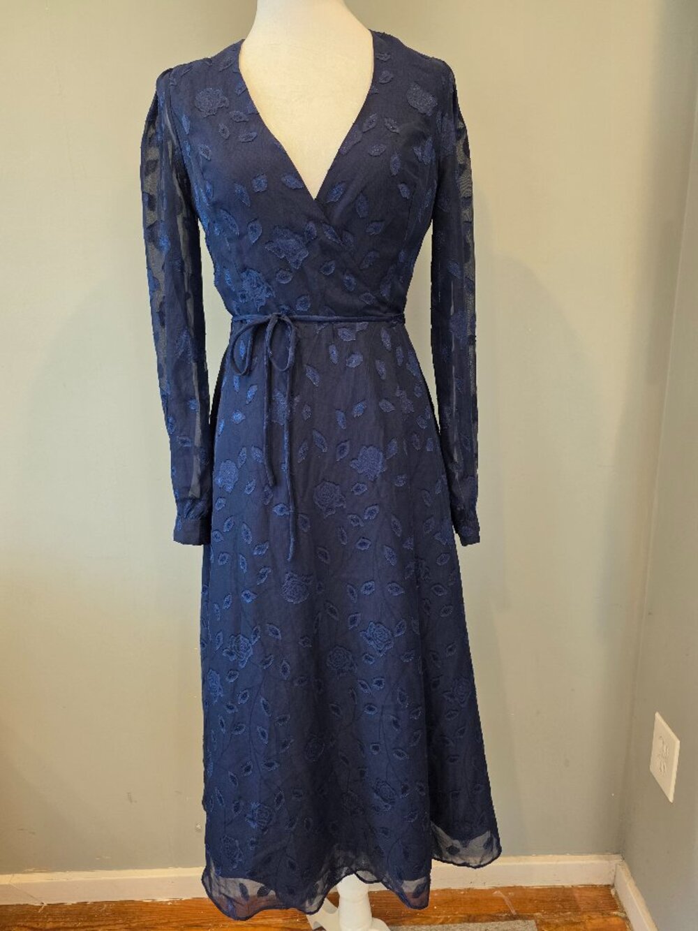 Lulus Floral Chiffon Wrap Dress XS Navy Formal Cocktail Wedding Guest Romantic